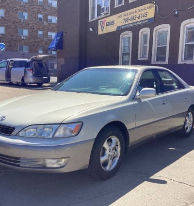 1999 Lexus ES 300 4dr Sedan