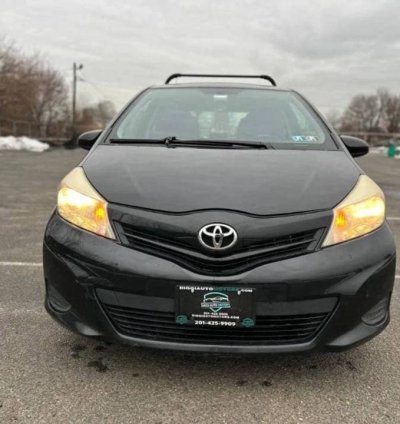 2012 Toyota Yaris L 2dr Hatchback (1.5L 4cyl 4A)
