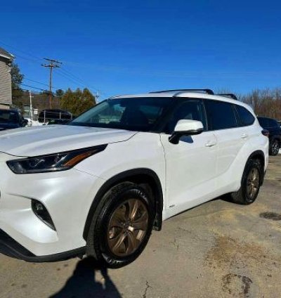 Foreign used 2023 TOYOTA HIGHLANDER HYBRID BRONZE EDITION