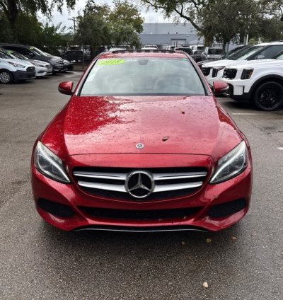 Foreign used AVAILABLE 🚨🚨🚨 2018 MERCEDES BENZ C300 ambient lighting, 🌶️Red, Interior is fire in person Available local 🇺🇸