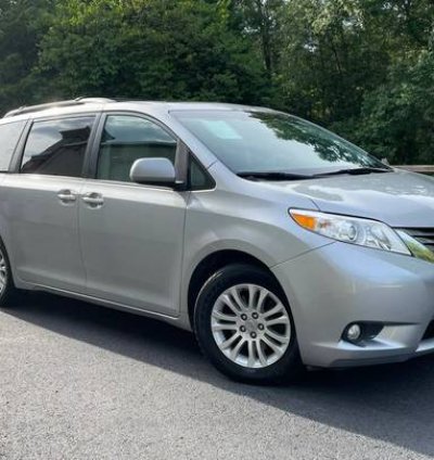 2011 Toyota Sienna XLE 8-Passenger V6 FWD
