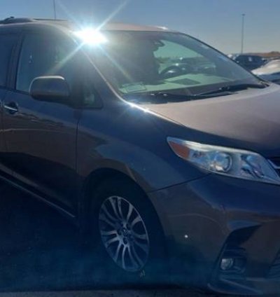2019 Toyota Sienna XLE 8-Passenger FWD