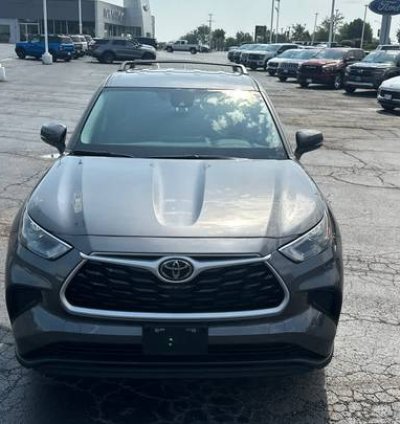 2023 Toyota Highlander L FWD